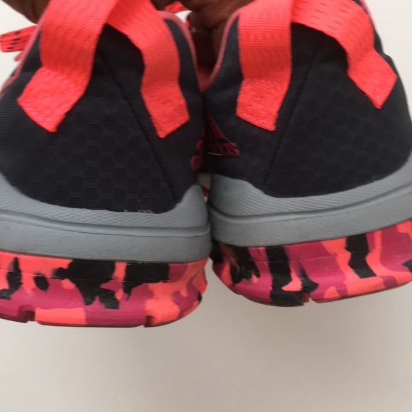 Adidas shoes - Picture 6 of 8